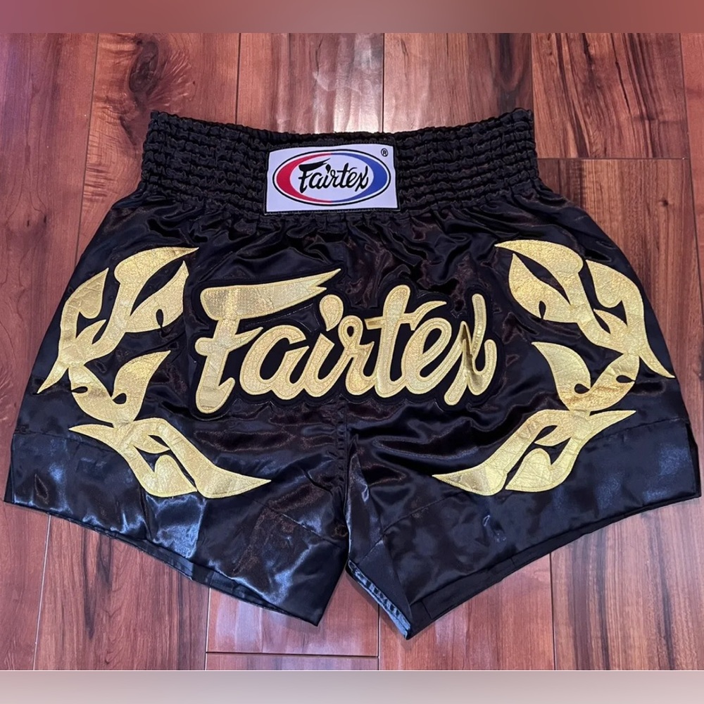 New Fairtex Black/Gold training shorts XL ~Kickboxing/Mauy Thai